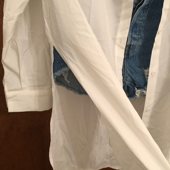 Crisp white shirt - Picture 2 of 5